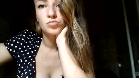 Anna online show from 03/11/25, 06:30