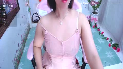 Lily online show from 09/08/25, 05:23