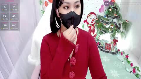 Lily online show from 12/03/25, 09:24