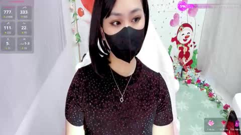 Lily online show from 12/18/25, 09:32