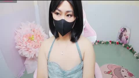 Lily online show from 04/30/26, 11:20