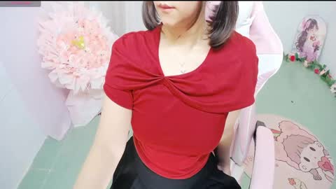 Lily online show from 05/13/26, 11:44
