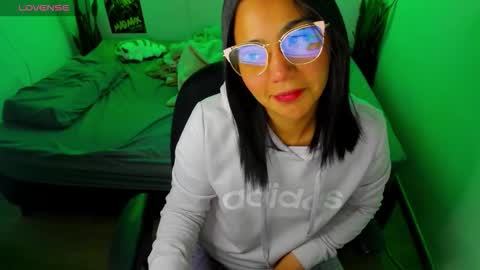 Lina online show from 02/12/26, 01:44