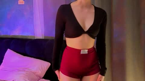 Lana online show from 05/08/26, 05:40