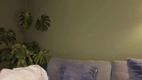 Snapshot of sweet_mara_cat chatting on 01/22/25, 12:59 Mor online show from 01/22/25, 12:59