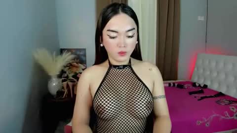 sweet_marie21 online show from 04/25/26, 07:55