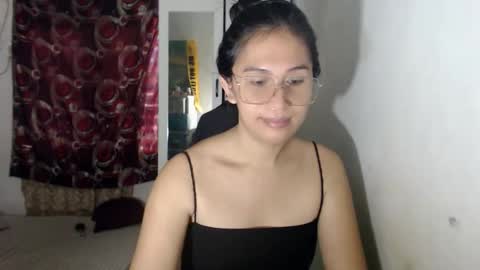 Marie online show from 04/09/26, 11:43