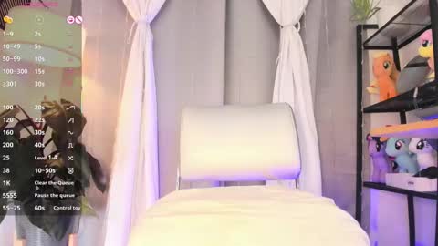 Melody online show from 03/25/26, 02:50