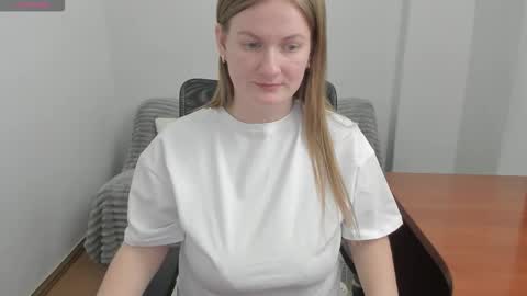 Mila online show from 02/04/26, 09:42