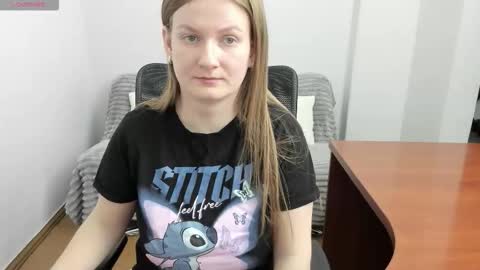 Mila online show from 02/24/26, 04:32