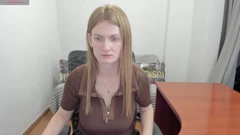 Snapshot of sweet_melody_of_ur_heart chatting on 07/09/26, 06:28 Mila online show from 07/09/26, 06:28