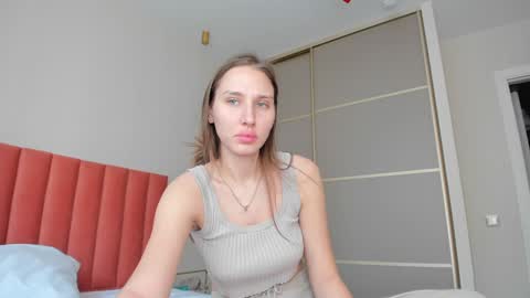 Snapshot of sweet_miss381 chatting on 01/02/25, 06:18 Sofi online show from 01/02/25, 06:18