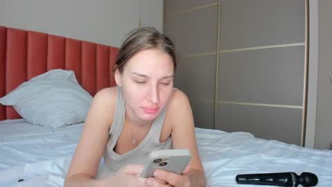 Snapshot of sweet_miss381 chatting on 01/05/25, 04:47 Sofi online show from 01/05/25, 04:47
