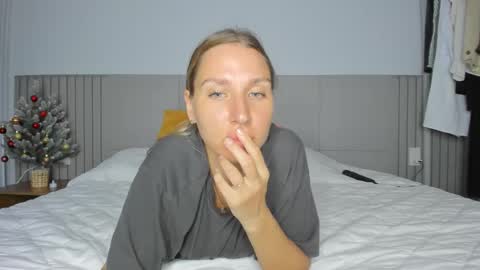 Sofi online show from 12/23/25, 10:02