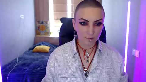 sweet_n_strong online show from 04/17/26, 11:13