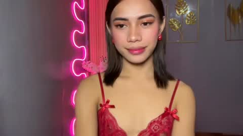 sweet_nikki03 online show from 04/03/26, 11:19