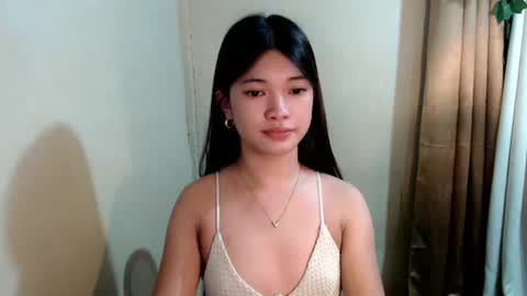 Snapshot of sweet_nylia chatting on 07/23/26, 03:15 sweet_nylia online show from 07/23/26, 03:15