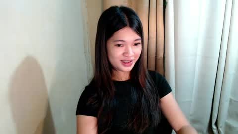 Snapshot of sweet_nylia chatting on 07/23/26, 05:33 sweet_nylia online show from 07/23/26, 05:33