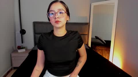 Snapshot of sweet_obsession__ chatting on 02/10/26, 12:20 Sweet Obsession online show from 02/10/26, 12:20