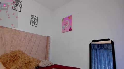 Cristina online show from 09/23/25, 03:48