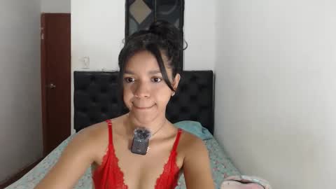 petite sweet online show from 05/04/26, 12:12