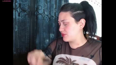 sweet_poison_666 online show from 05/19/26, 09:54