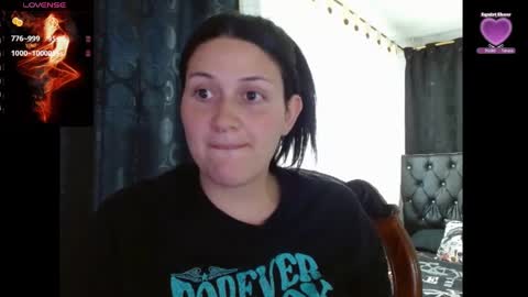 sweet_poison_666 online show from 06/04/26, 10:27