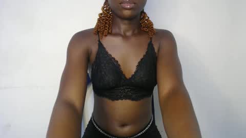 raya online show from 02/11/26, 02:05