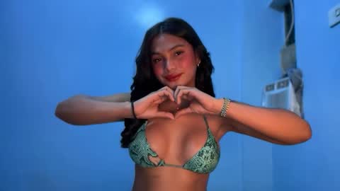 Snapshot of sweet_scarllet12 chatting on 04/03/26, 02:04 SCARLLET online show from 04/03/26, 02:04