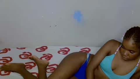 sweet_sheeee online show from 04/01/26, 04:57