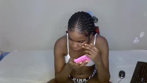 sweet_sheeee online show from 04/06/26, 04:46