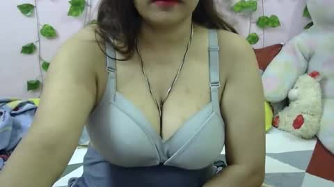 sweet_shivani online show from 04/07/26, 08:42