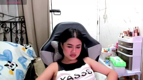 Leah online show from 05/30/26, 06:49