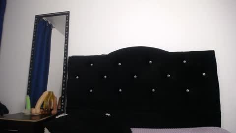 Snapshot of sweet_skylove_ chatting on 07/07/26, 11:53 Adriana online show from 07/07/26, 11:53