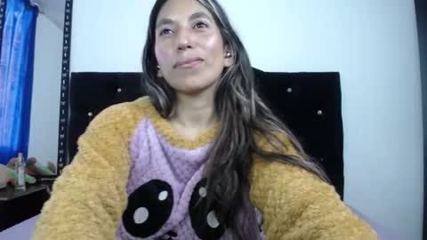 Snapshot of sweet_skylove_ chatting on 07/18/26, 02:54 Adriana online show from 07/18/26, 02:54