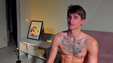 sweet_smith8 online show from 02/05/25, 09:18