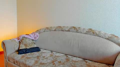 sweet_smith8 online show from 03/10/25, 07:53