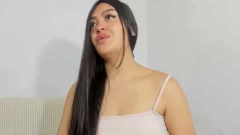 Snapshot of sweet_sophie_7 chatting on 12/10/24, 07:11 sweet_sophie_7 online show from 12/10/24, 07:11