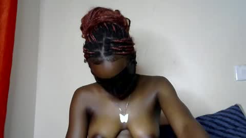 Snapshot of sweet_strawberina chatting on 04/09/26, 09:31 sweet_strawberina online show from 04/09/26, 09:31