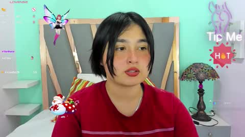 Snapshot of sweet_sumisive chatting on 11/28/25, 02:31 S W E E T online show from 11/28/25, 02:31