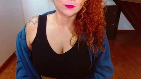 Snapshot of sweet_tammyy chatting on 02/06/25, 12:05 tammy IG stammy 36 online show from 02/06/25, 12:05