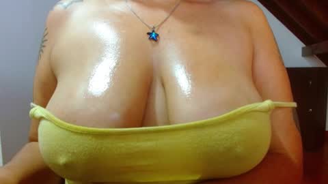 Snapshot of sweet_tammyy chatting on 03/01/25, 12:07 tammy IG stammy 36 online show from 03/01/25, 12:07