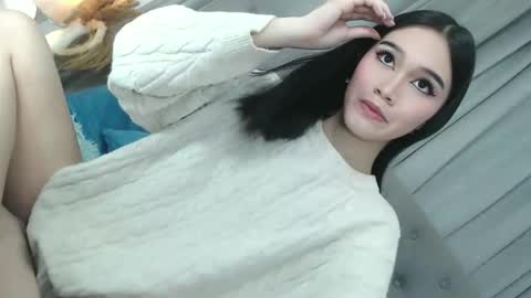 sweet_tatiana28 online show from 04/11/26, 03:16