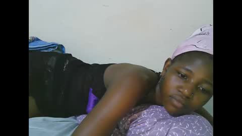 Tatty online show from 10/12/25, 07:24