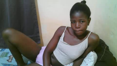 Snapshot of sweet_tattiana chatting on 06/25/26, 09:47 Tatty online show from 06/25/26, 09:47