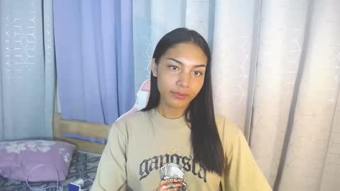 Snapshot of sweet_trishaxx chatting on 10/02/25, 11:50 Trisha online show from 10/02/25, 11:50