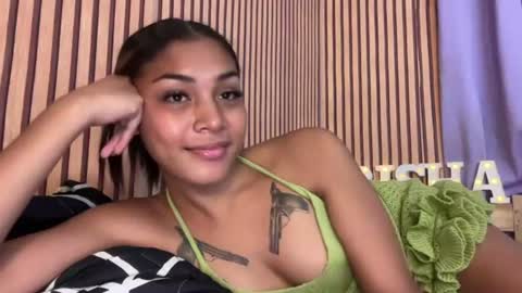 Snapshot of sweet_trishaxx chatting on 07/15/26, 05:02 Trisha online show from 07/15/26, 05:02