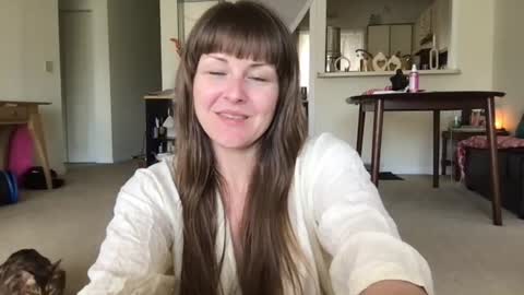 Snapshot of sweet_truffle chatting on 06/15/26, 07:27 Heidi Brenner - Please check bio for schedule FAQ online show from 06/15/26, 07:27