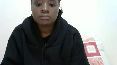 sweet_veebouset online show from 09/27/25, 09:47