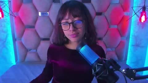 sweet_venus4 online show from 02/20/25, 02:24